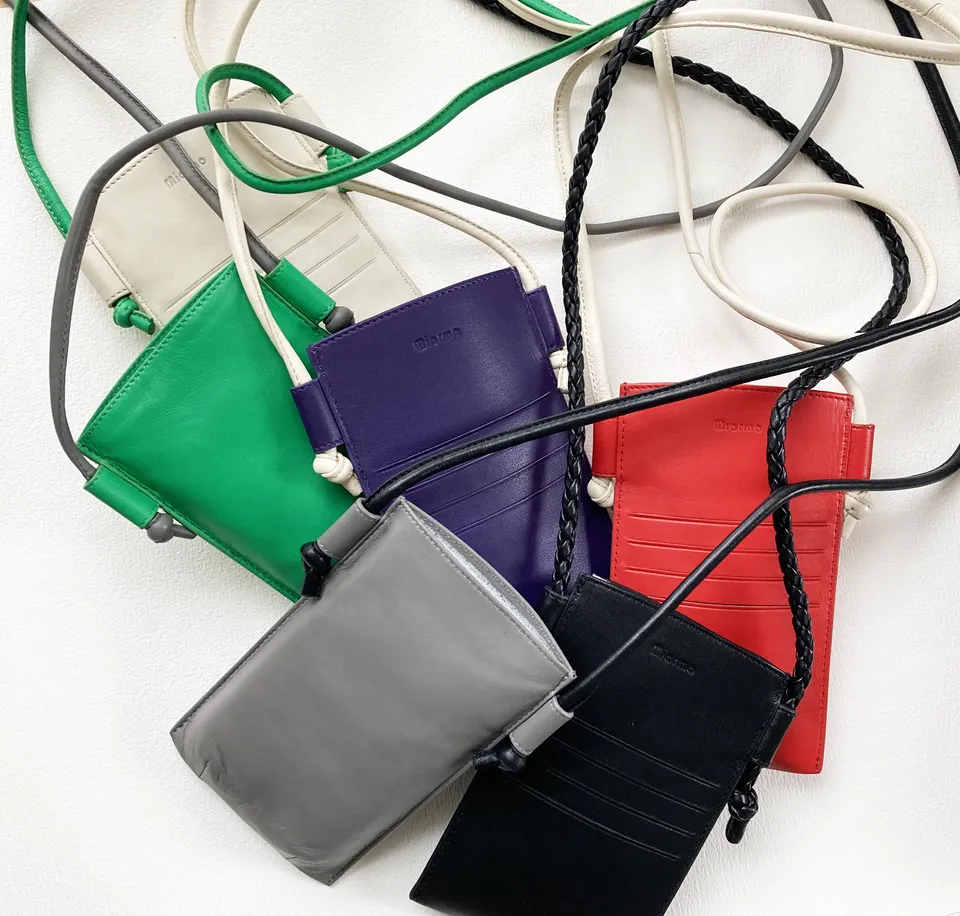 MIARMA Pronto étui portable cuir agneau bandoulière